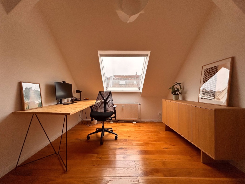 Befristet: Sehr schöne, möblierte 115-qm DG-Wohnung im Weserkiez / 2-week sublet: Stylish fully furnished 115sqm Top-Floor Apartment in Weserkiez – Sonnenallee, 12045 Berlin Neukölln – Vorschaubild 14