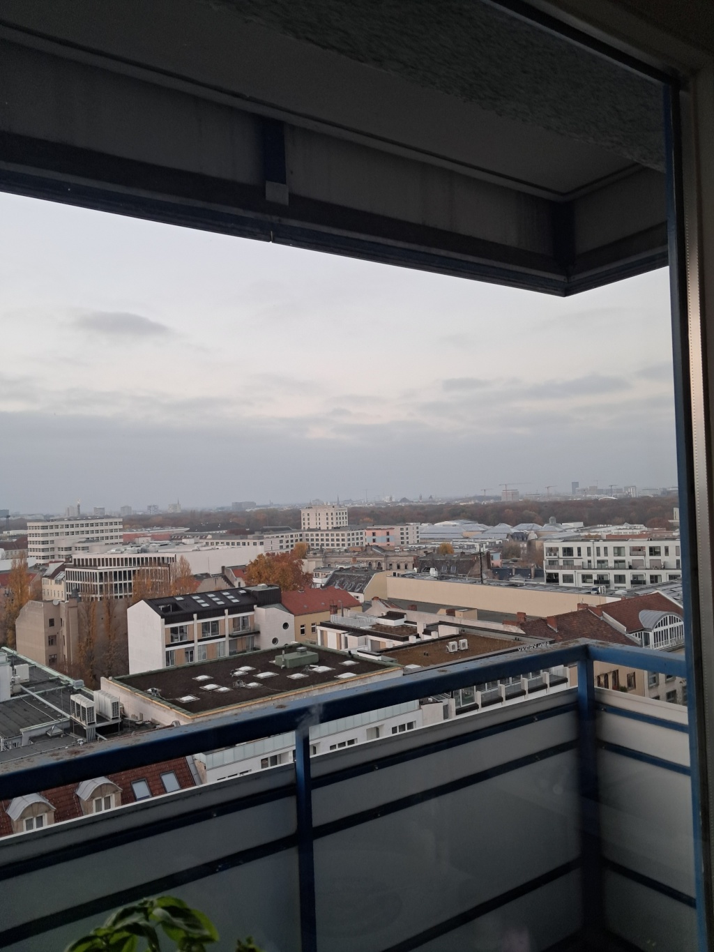 Short Stay One-Room apartment – Potsdamer Str 63, 10785 Berlin Mitte – Vorschaubild 3