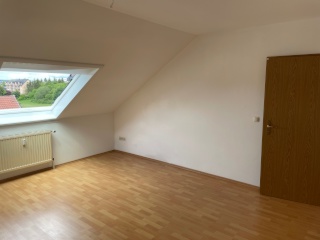 Ad image: Helle Dachgeschosswohnung Nähe FH
