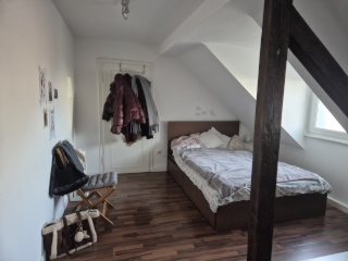 Anzeigenbild: Großes Zimmer in 2er WG, sehr zentral