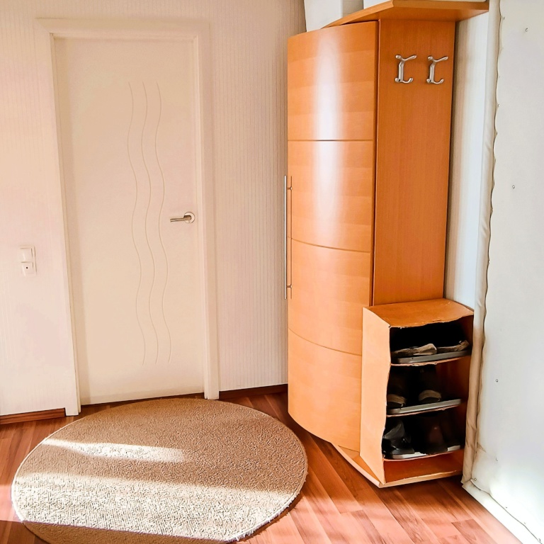 Komplett eingerichtete Wohnung mit sonnigem Balkon und traumhafter Aussicht in zentraler Lage (Köln-Sülz) – Luxemburger Straße 124, 50939 Köln Sülz – Vorschaubild 13