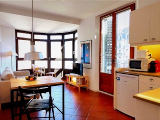 Imagen del anuncio: Espacioso piso céntrico con todas las comodidades en Barcelona