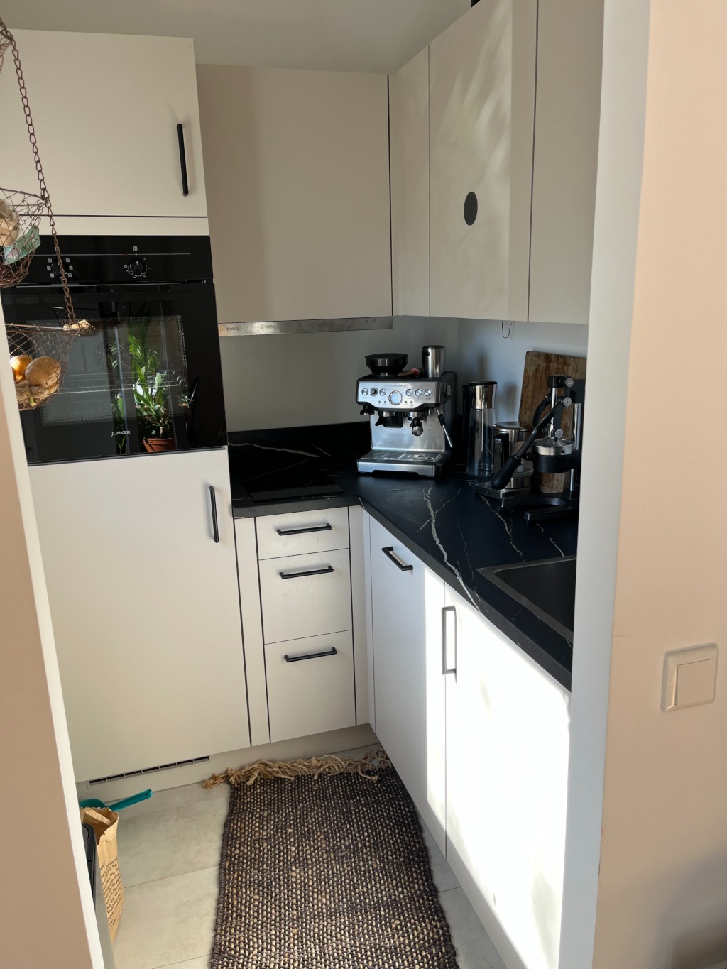 32 qm mit Balkon, kernsaniert, EBK, voll ausgestattet. – Alt-Tempelhof, 12103 Berlin Tempelhof – Vorschaubild 3