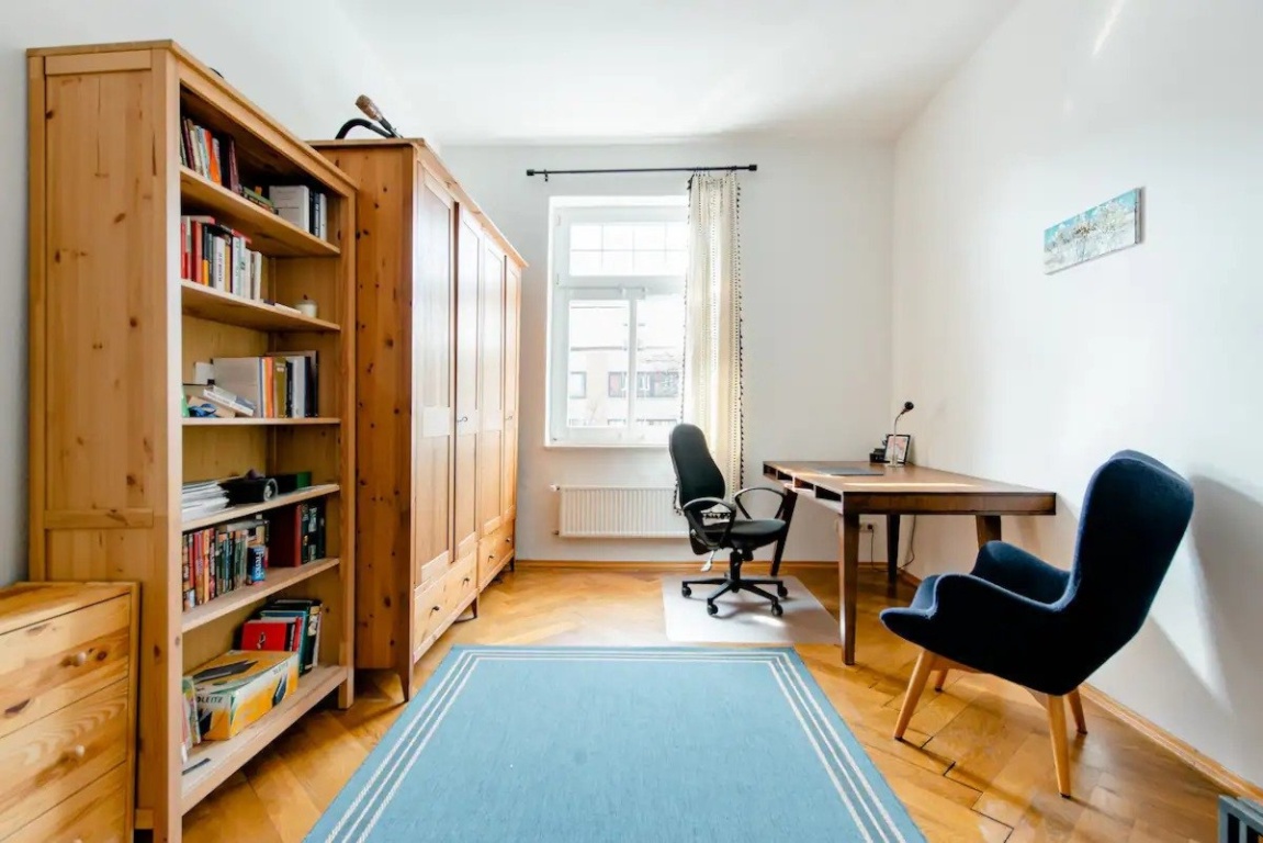 100 qm große, zentrale Altbauwohnung im October-November – 80634 München Neuhausen-Nymphenburg – Vorschaubild 11