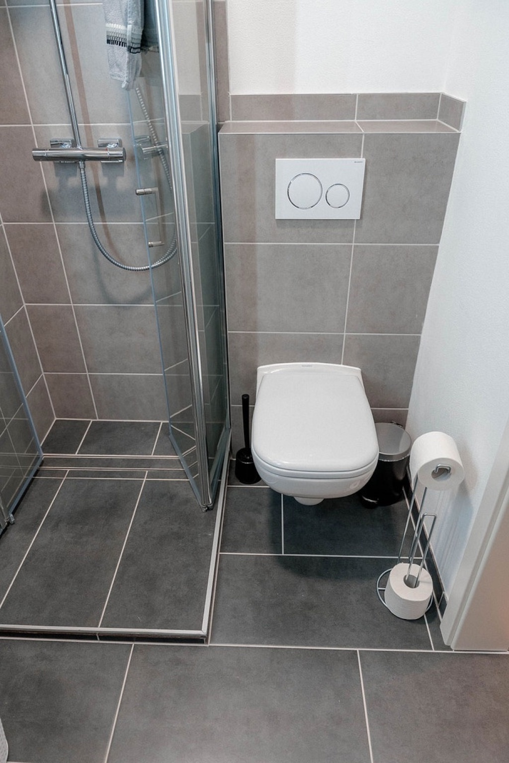 Schöne Wohnung in Wi-Nordost / Alle Kosten & WLAN incl. (Möbliert/Furnished) – Kapellenstraße 64a, 65193 Wiesbaden Nordost – Vorschaubild 17