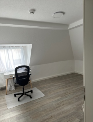 Ad image: 1 Zimmer angebot in 3 Zimmerwohnung (Nur für FRAUEN)