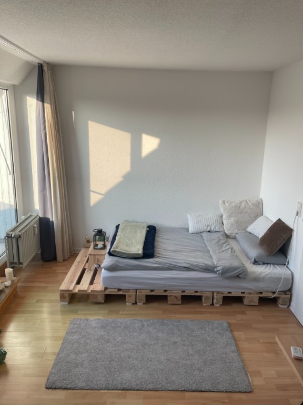 Sonnige 1 Zimmer Wohnung am Stadtwall (Balkon, Geschirrspüler, möbliert) – Bürgerstr., 37073 Göttingen Innenstadt – Vorschaubild 2