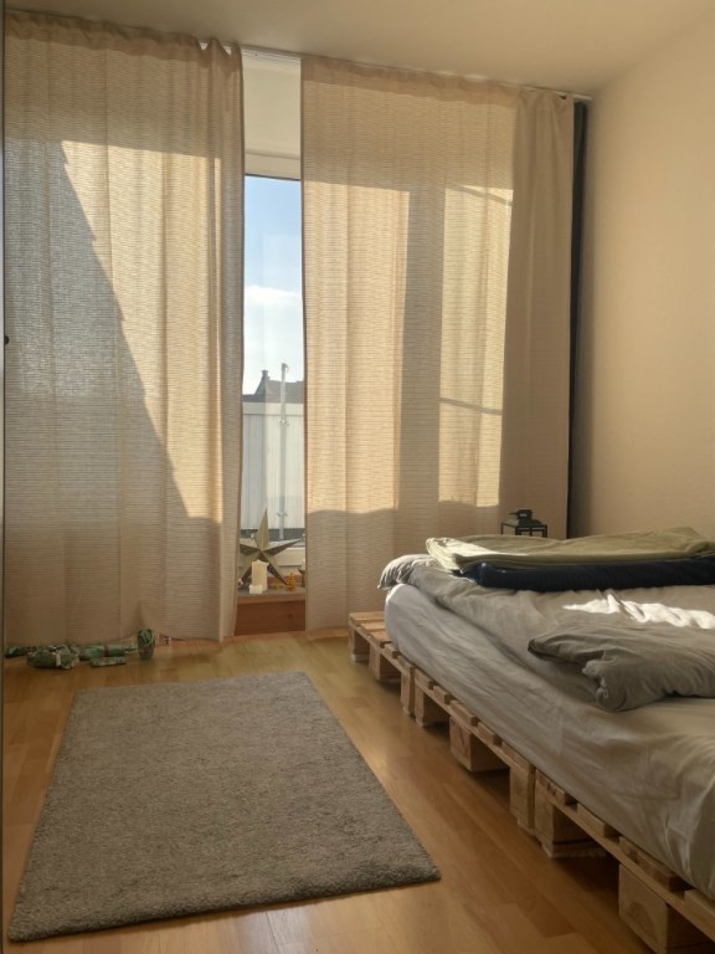 Sonnige 1 Zimmer Wohnung am Stadtwall (Balkon, Geschirrspüler, möbliert) – Bürgerstr., 37073 Göttingen Innenstadt – Vorschaubild 3