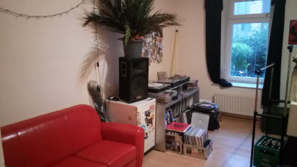 Anzeigenbild: Techno, Filme, gutes Essen - nähe Alexanderplatz