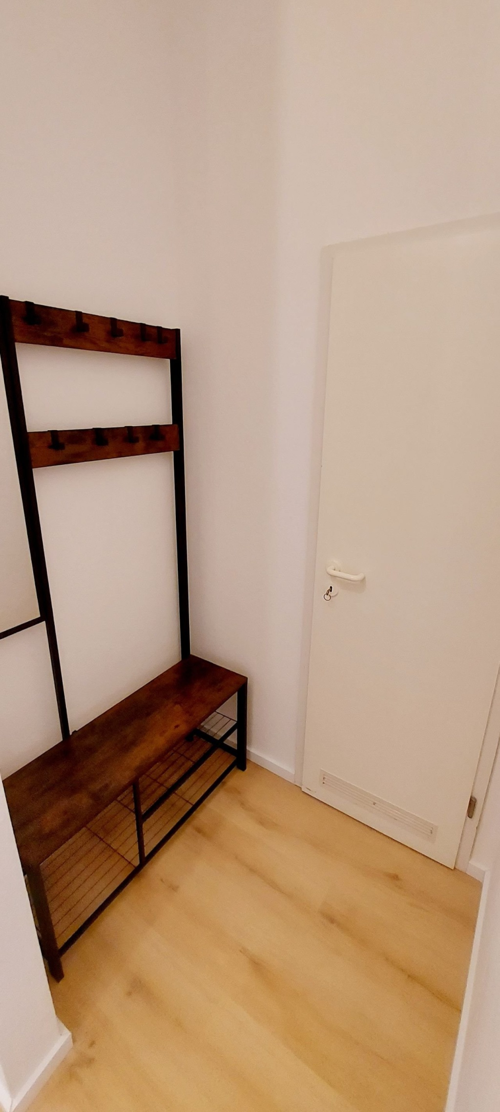 --Ab Januar 2027 verfügbar-- renovierte & voll möblierte 1-Zimmer-Wohnung mit Balkon in Oldenburg Bümmerstede – Bümmersteder Tredde, 26133 Oldenburg Bümmerstede – Vorschaubild 8
