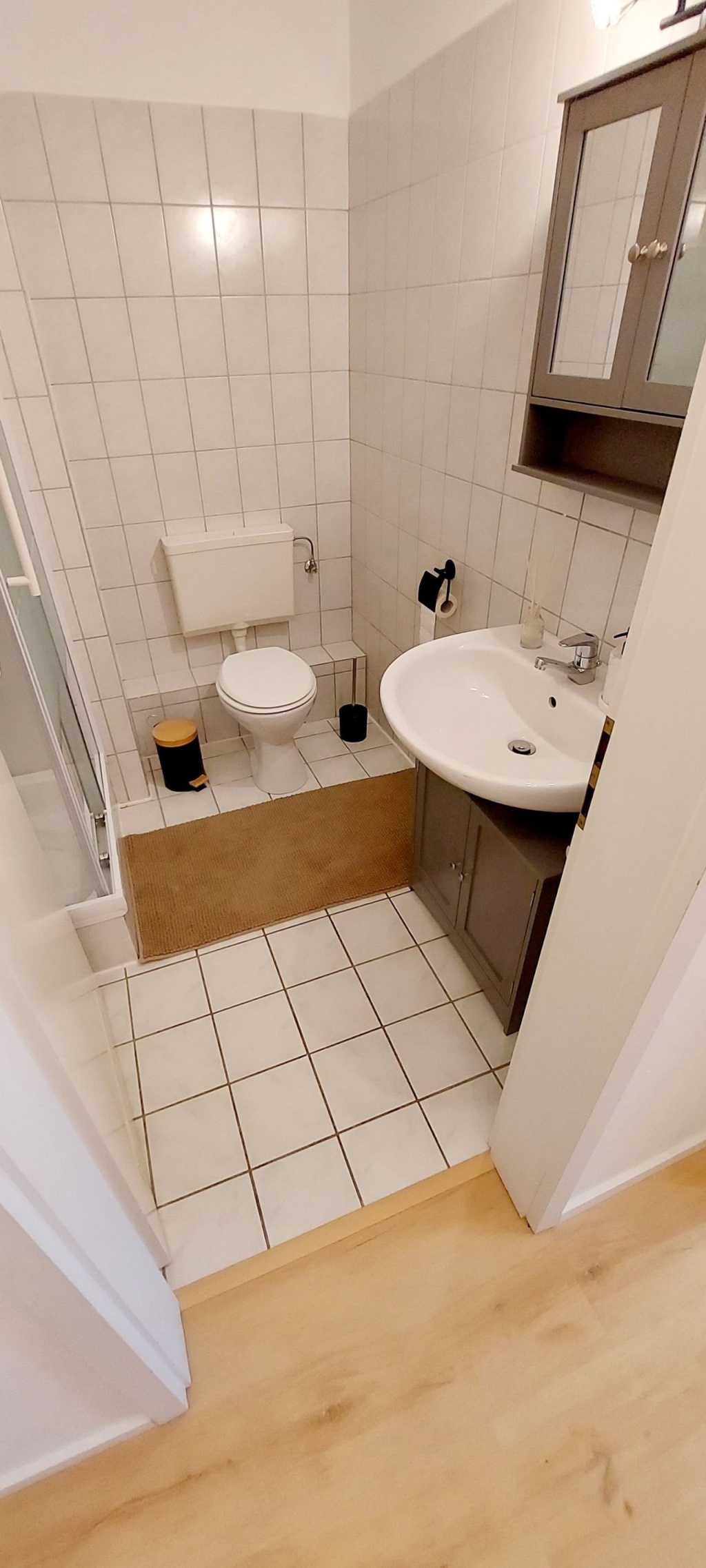 --Ab Januar 2027 verfügbar-- renovierte & voll möblierte 1-Zimmer-Wohnung mit Balkon in Oldenburg Bümmerstede – Bümmersteder Tredde, 26133 Oldenburg Bümmerstede – Vorschaubild 10