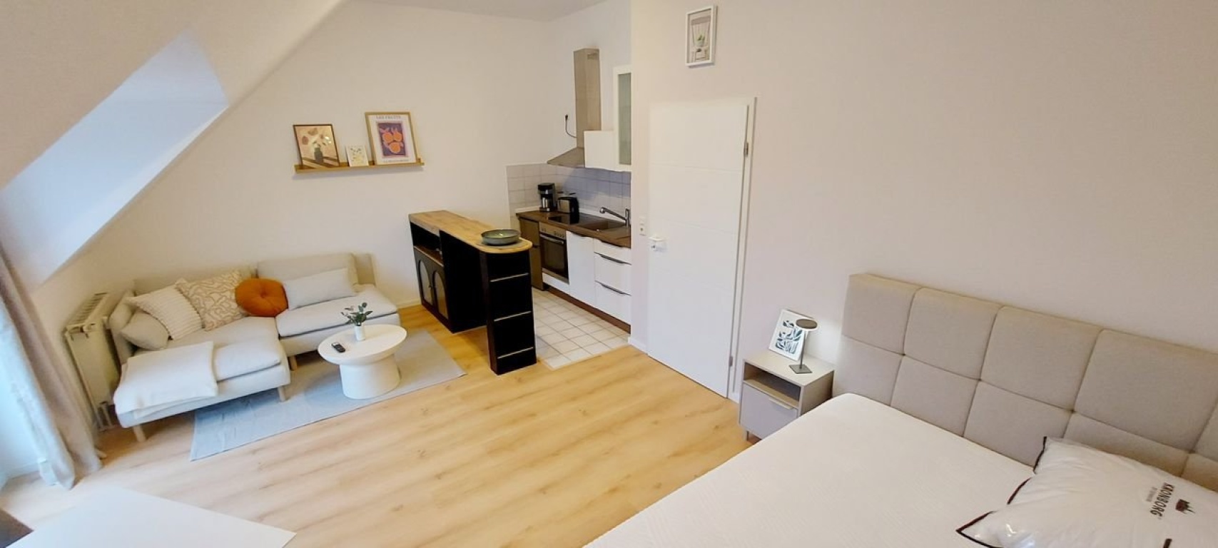 --Ab Januar 2027 verfügbar-- renovierte & voll möblierte 1-Zimmer-Wohnung mit Balkon in Oldenburg Bümmerstede – Bümmersteder Tredde, 26133 Oldenburg Bümmerstede – Vorschaubild 6