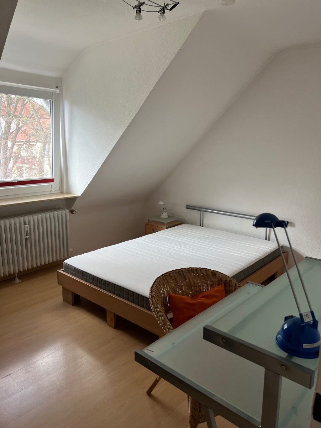 Möbliertes Appartement Nähe ICE Bahnhof zu vermieten – Pfeifferstr., 34121 Kassel Wehlheiden – Vorschaubild 2