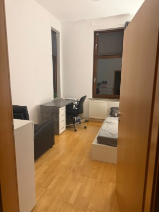 Anzeigenbild: Altbau WG - Zimmer