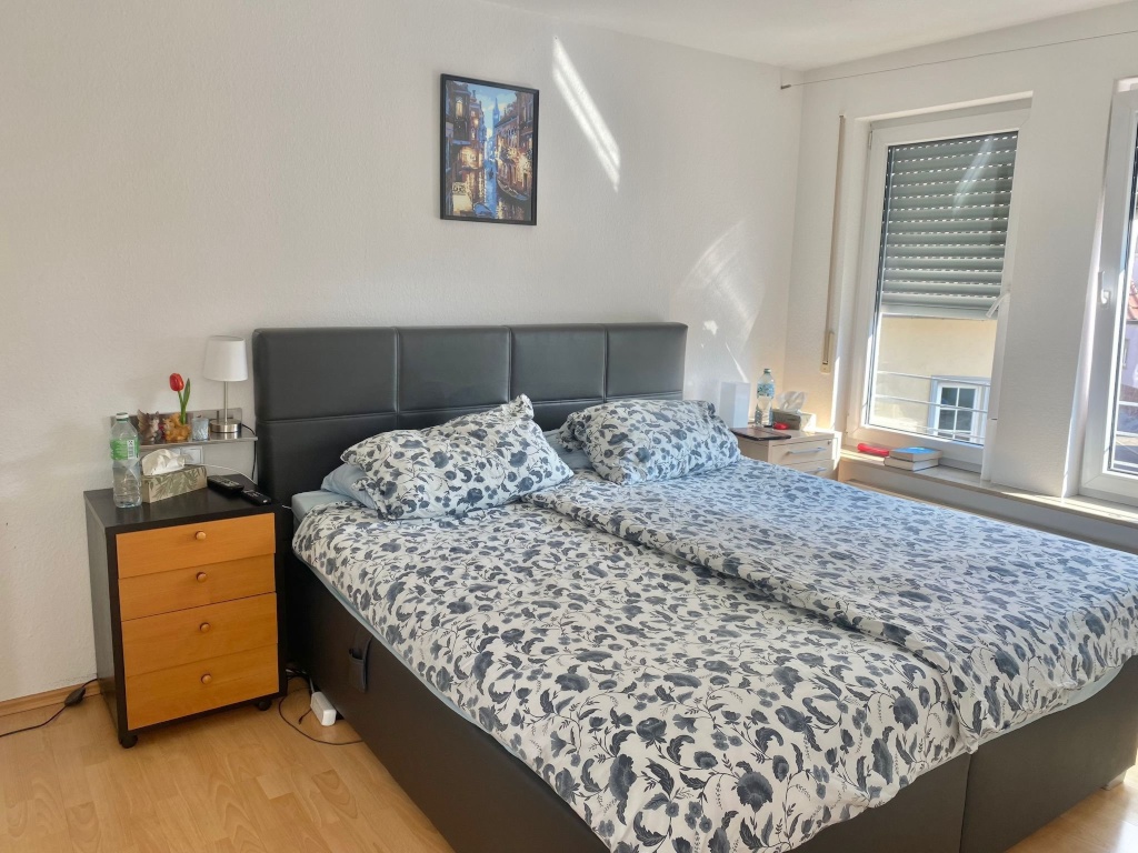 Helle, möblierte 2,5-Zimmer-Wohnung mit 75 m2 in zentraler Lage in Stuttgart-Süd – Olgastrasse 146, 70180 Stuttgart Süd – Vorschaubild 5