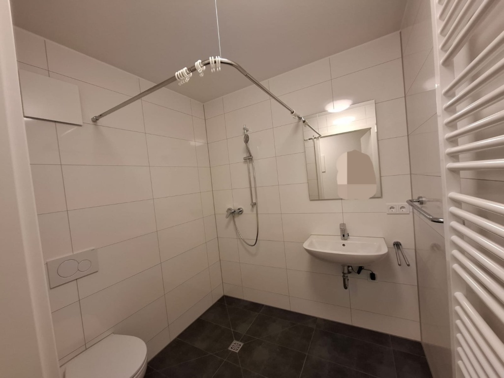 Luxuriöses Neubau 1-Zimmer Penthouse Apartment möbliert mit Dachterrasse und eigenem Stellplatz - ideal für Studierende & Berufseinsteiger – Anton-Bruckner-Straße 1, 91052 Erlangen Röthelheim – Vorschaubild 7