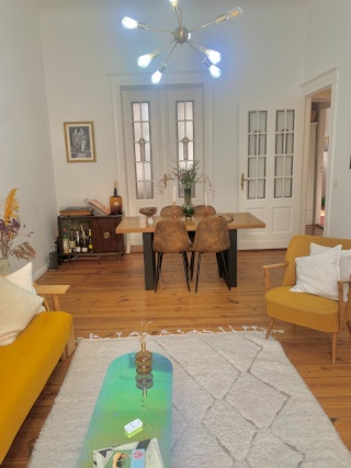 Beautiful shared apartment in Schöneberg- Looking for 1 working professional — photo 1