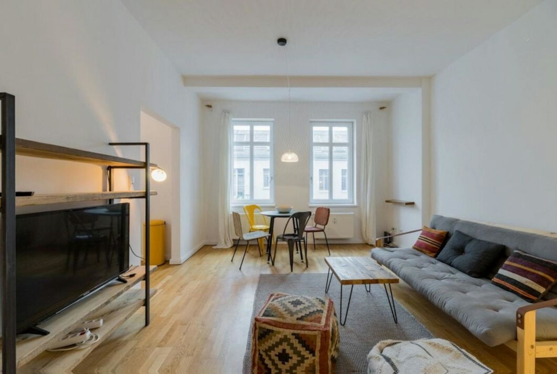 Dirschauer Straße, Berlin