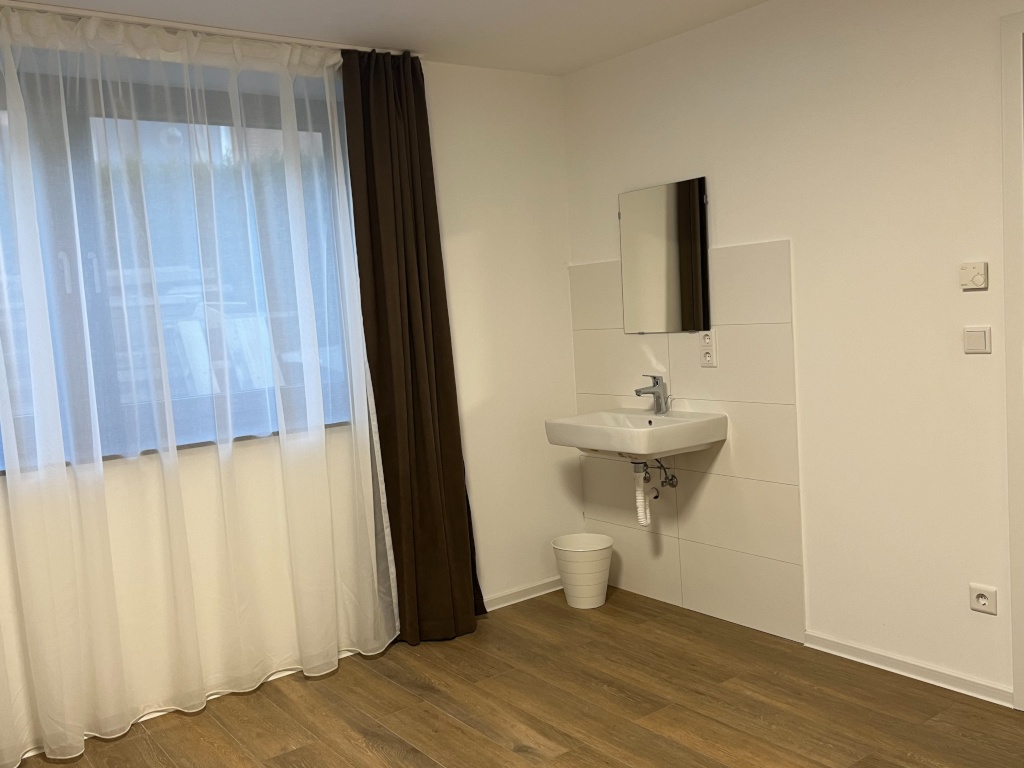 Moderne 77-m2-Wohnung als ruhige 2,5er-WG – 1 Min. zur Uni Paderborn | Neubau | Möbliert – Südstadt 26, 33098 Paderborn Kernstadt – Vorschaubild 8