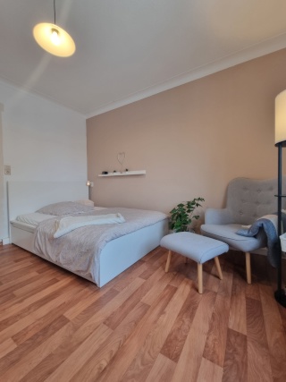 Anzeigenbild: Zimmer zur Untermiete in einer christlichen Mädels-WG