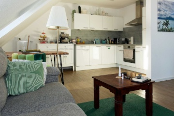 Ad image: 4-Zimmer-Maisonette in Lübeck (St. Jürgen) Zwischenmiete /Untermiete ab Juni 2026, Balkon, Fahrstuhl , Paar, 2–3er-WG