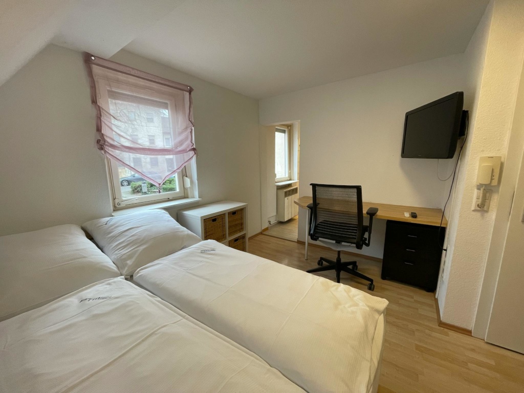Ulmer Straße, Stuttgart – Ulmer Straße, 70327 Stuttgart Hedelfingen – Vorschaubild 3