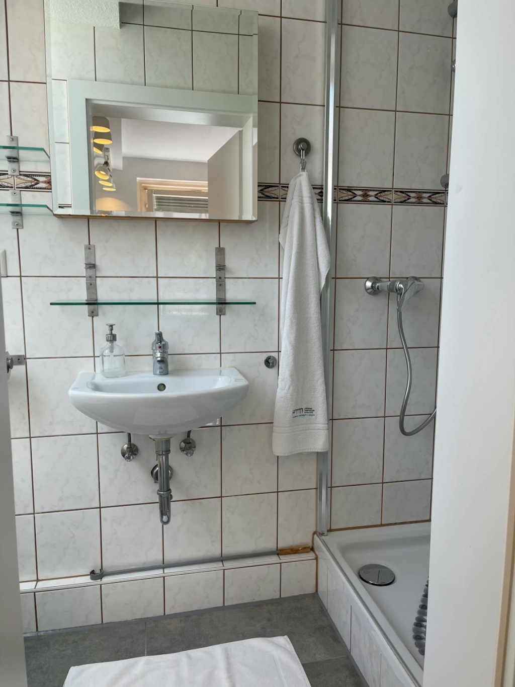 Ulmer Straße, Stuttgart – Ulmer Straße, 70327 Stuttgart Hedelfingen – Vorschaubild 4