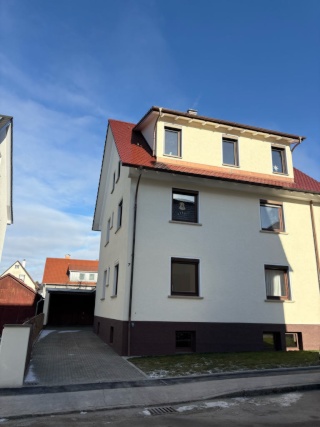 Anzeigenbild: Moebliertes Zimmer mit Achalmblick