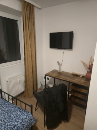 Imagen del anuncio: Zimmer in einer WG an Wochenendfahrer zu vermieten.