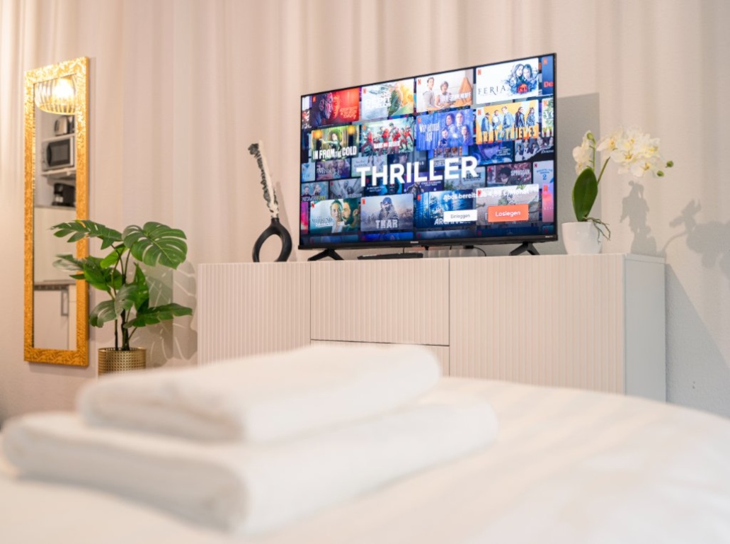 Modernes City-Studio am Hbf | Home-Office 💻 | All-Inclusive – 68165 Mannheim Schwetzingerstadt – Vorschaubild 2