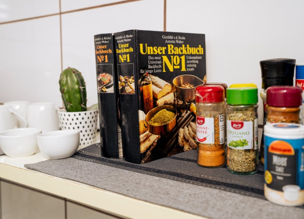 Helle 2-Zimmer-Whg mit Balkon & Parkplatz 🚗 | Schwetzingerstadt | Vollmöbliert | All-Inclusive – 68165 Mannheim Schwetzingerstadt – Vorschaubild 9