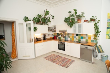 Große, helle 3 Zimmer Wohnung mit Balkon — photo 1