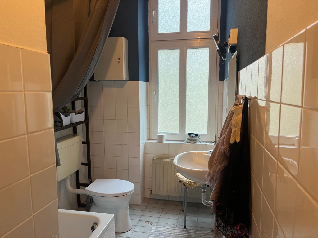 Einzimmerwohnung Neukölln, mit Balkon, möbliert, eineinhalb Monate, August und September, Einzug zum 15.8., felxibel – Nogatstraße, 12051 Berlin Neukölln – Vorschaubild 11