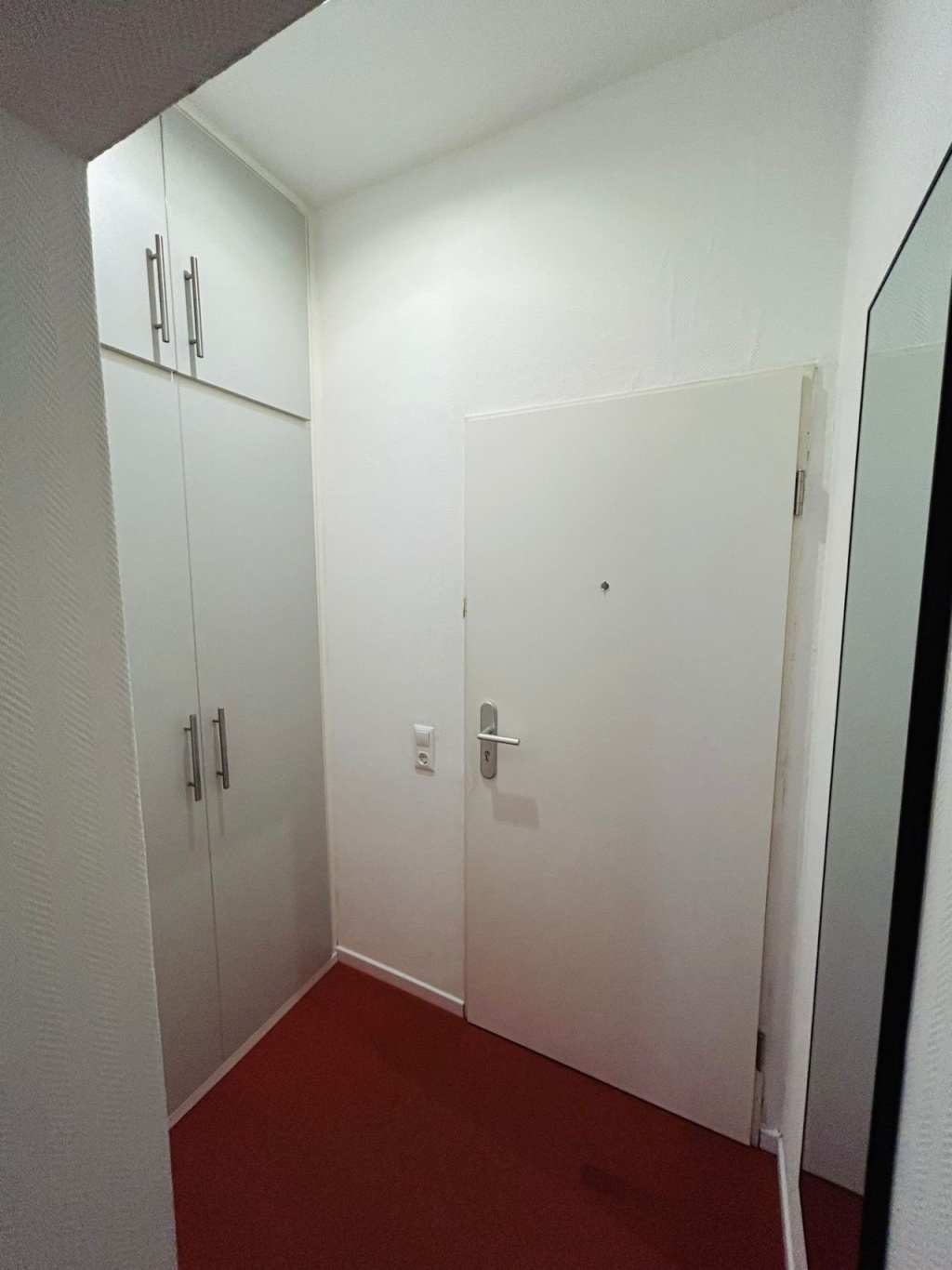 Vollmöbliertes Appartement mit EBK am Volksgarten – 40227 Düsseldorf Oberbilk – Vorschaubild 17