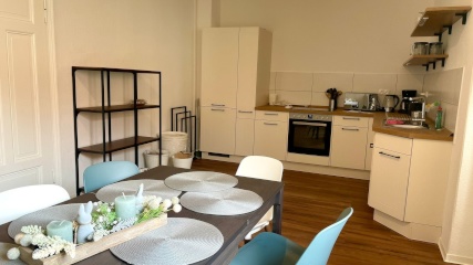 Anzeigenbild: Voll möblierte 5 Zimmer Wohnung