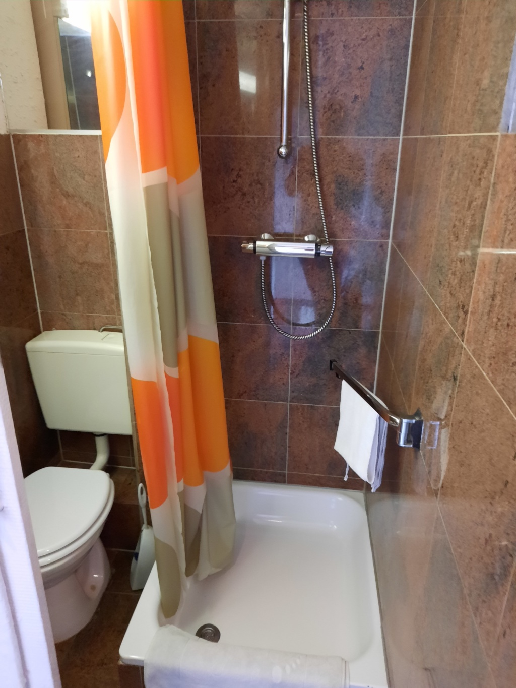 Rheinblick-Apartment/möbliert/30 Sek. zum Rhein/ – Deutz-Mülheimer Str., 51063 Köln Mülheim – Vorschaubild 13