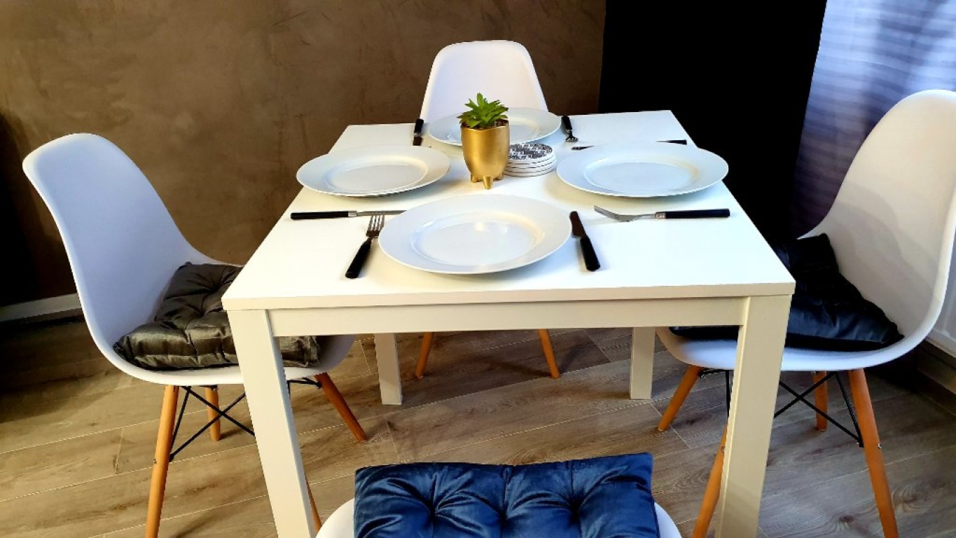 🎓 High-End Studio am Schloss/Uni | Parkplatz 🚗 & Alles Inklusive (Strom/WLAN) – 68159 Mannheim Quadrate – Vorschaubild 5
