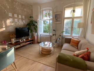 2 week rental in sunny Neukölln apartment — photo 1