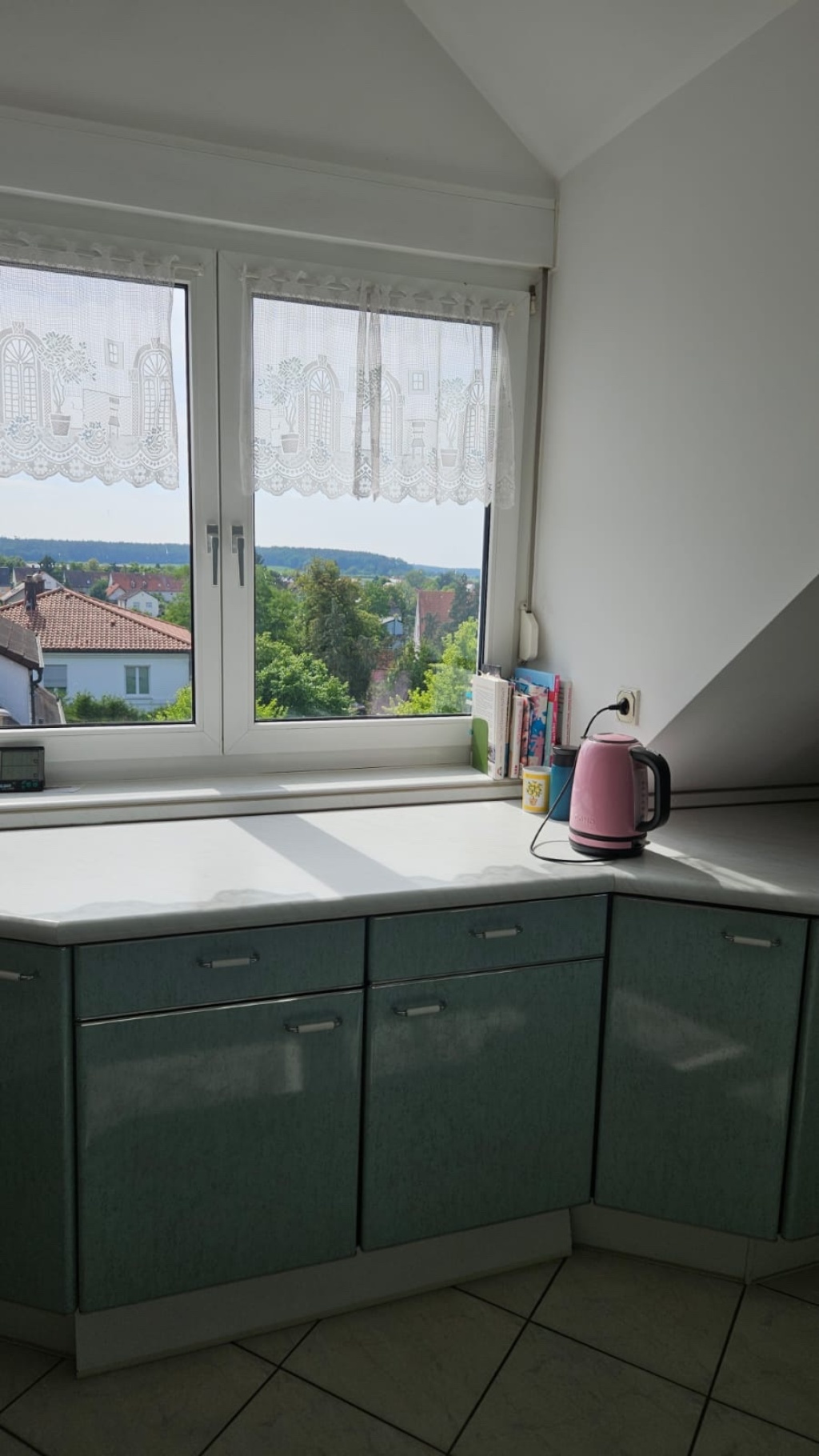 Habitación en WG Schwabach Kolpingstr. 6 - Küche mit Ausblick