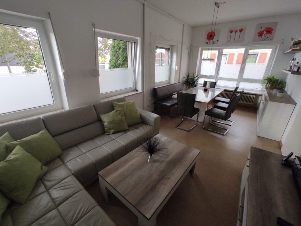 WG-Zimmer Bingen Schloßbergstraße - Wohn- und Essbereich