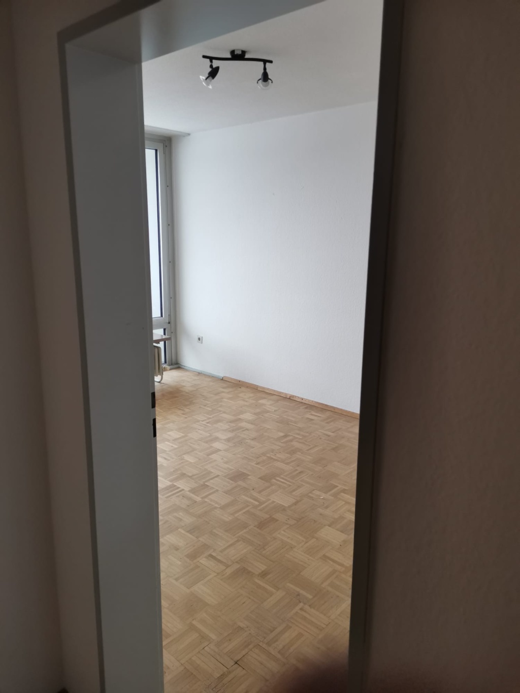 2-Zimmer-Wohnung mit K/B/großer Balkon mit Aussicht nahe Campus – Maschmühlenweg 6, 37073 Göttingen Innenstadt – Vorschaubild 3