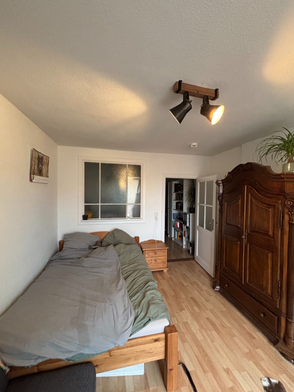 Untermiete: 1-Zimmerwohnug mit Balkon in Top Lage – Waitzstraße, 24105 Kiel Brunswik – Vorschaubild 3
