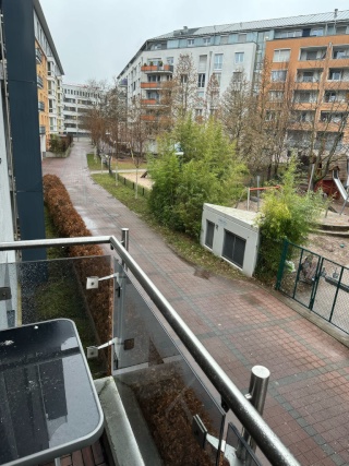 Anzeigenbild: Zentrale 2-Zimmer-Wohnung mit Balkon – Möbliert & Bezugsfertig