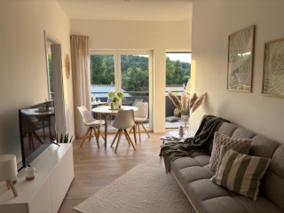 Anzeigenbild: Möbliertes 2-Zimmer-Apartment mit Balkon (inkl. Nebenkosten, Strom, Internet)