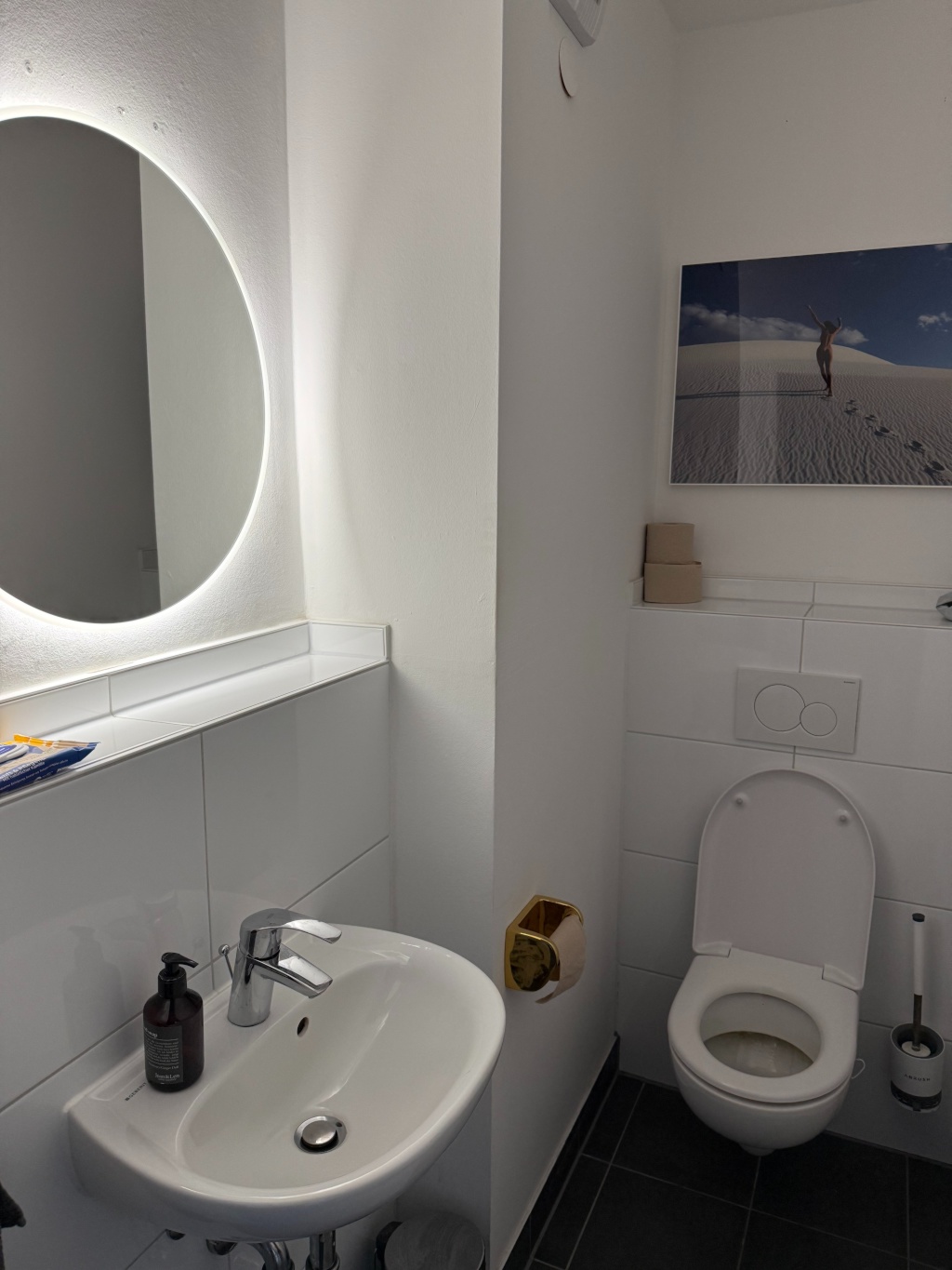 Traumhafte 4-Zi-Wohnung, 1 Min. zum Mauerpark – Home-Office, Gym, Klavier | 01.11.26–31.01.27 – Graunstraße 1, 13355 Berlin Mitte – Vorschaubild 12