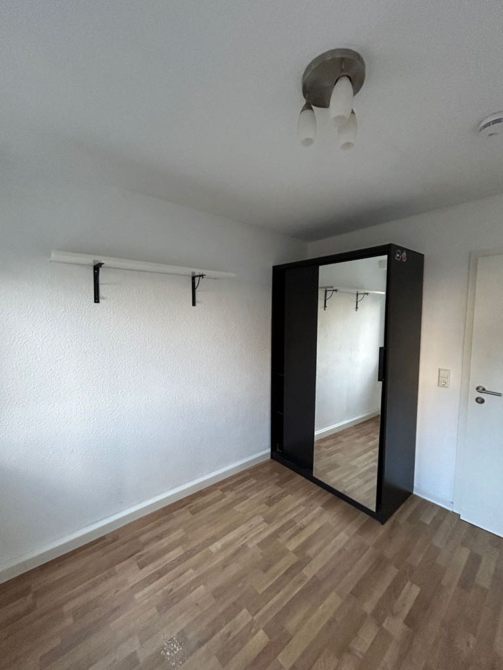 Flatshare Mitte Hohenheimer Straße - picture 4