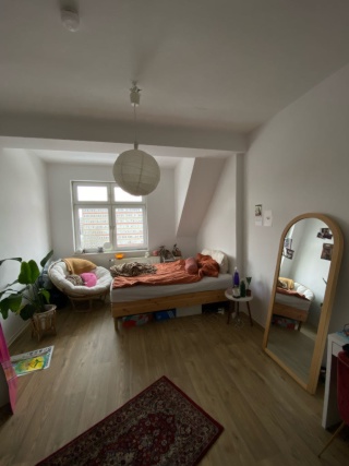 Ad image: Zwischenmiete (01.05-30.07) in tollster 4er WG