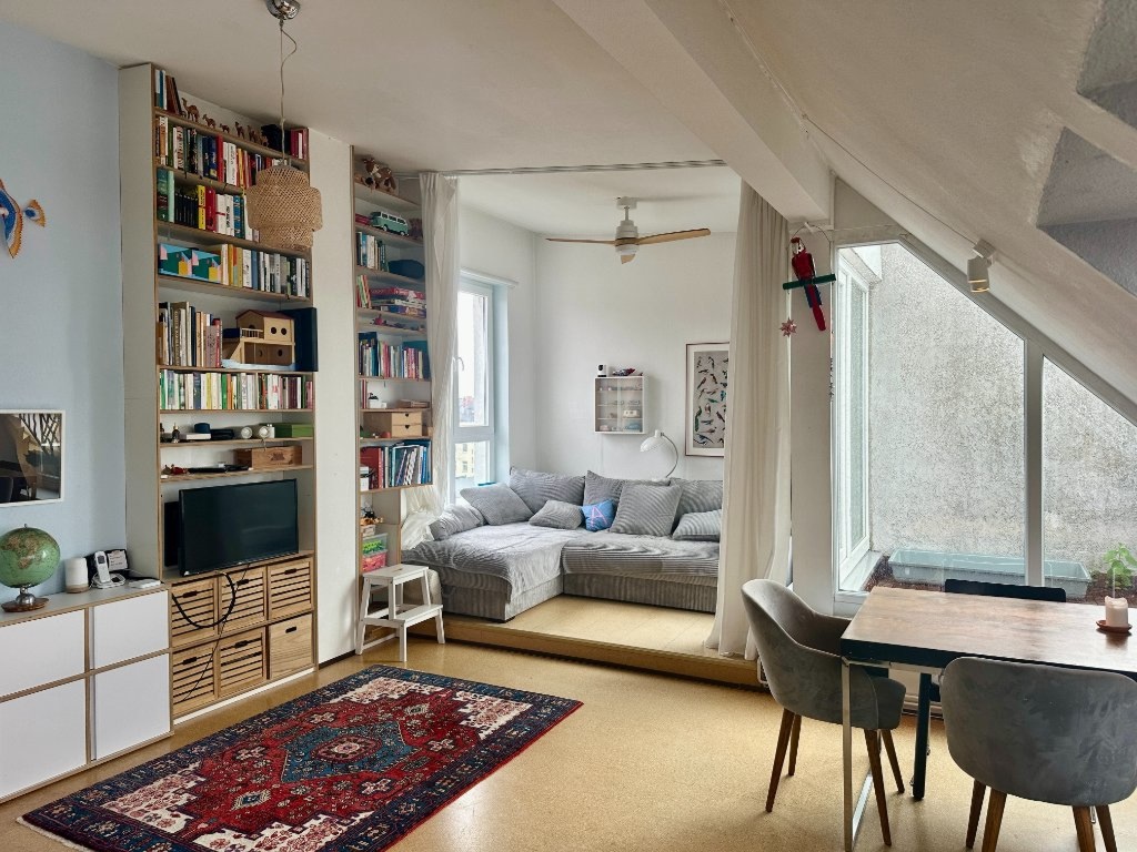 Apartamento Berlin Neukölln Uthmannstr. - Wohnzimmer mit offener Küche