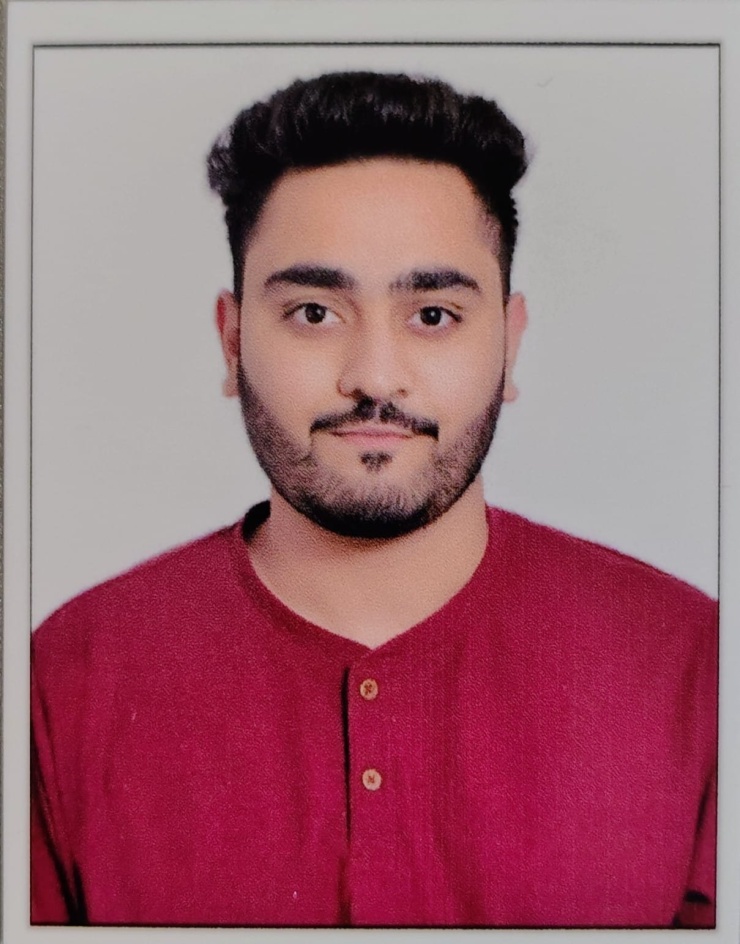 Anzeigenbild: Masterstudent (international) sucht WG-Zimmer in Amberg ab April