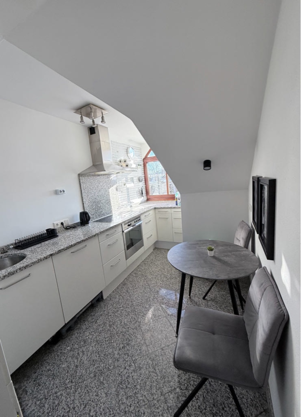 WG-Zimmer Aubing Kastelburgstraße 5x - Bild 4